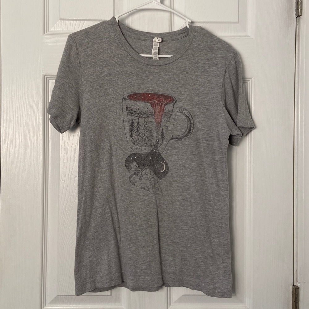 Original Art Graphic Tee Size S